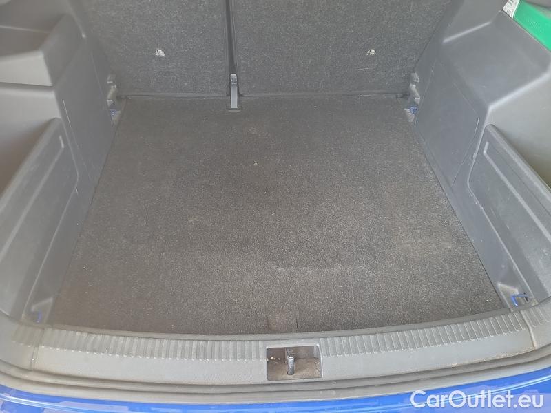  Skoda  Fabia  Combi (2015) Com.1.0TSI 70 Ambition 5d #32