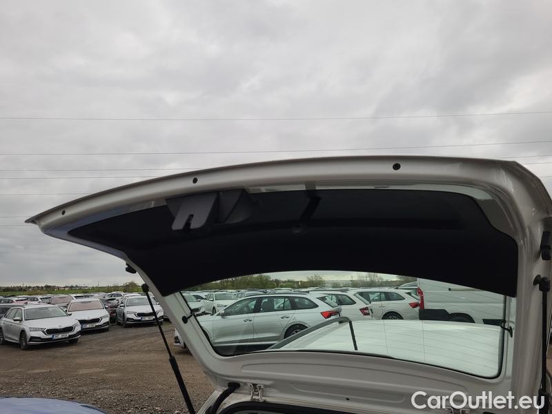  Skoda  Fabia  Combi (2015)  Com.1.0TSI 70 Ambition #10