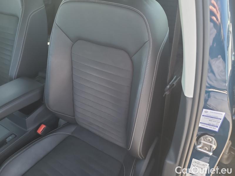  Volkswagen  Passat  Variant (CB5) (2019) Pas.Var.2.0TDI 110 Elegance AT #4