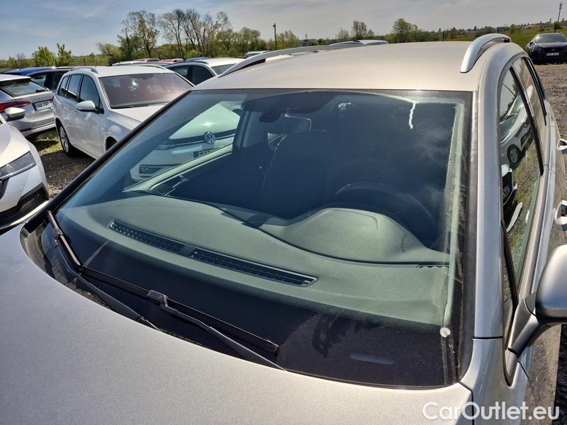  Volkswagen  Golf  VII Variant  (BV5)(2017->) Var 1.0TSI 85 Marat.Edit. #16