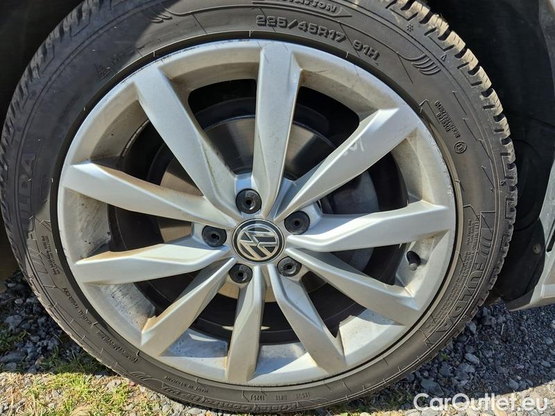  Volkswagen  Golf  VII Variant  (BV5)(2017->) Var 1.0TSI 85 Marat.Edit. #6