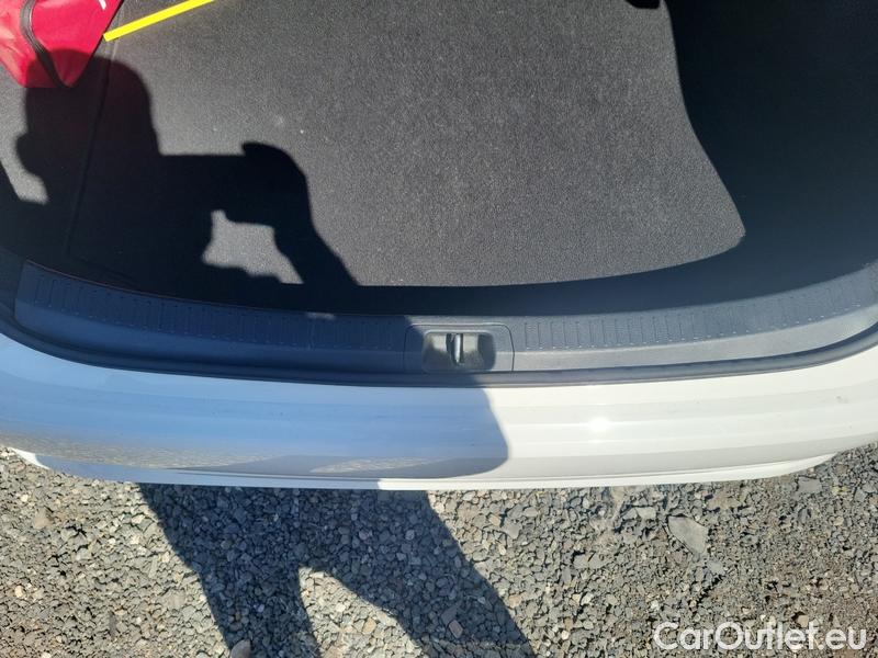  Toyota  Corolla  (E21) (2019)  1.8Hyb.Active AT #10