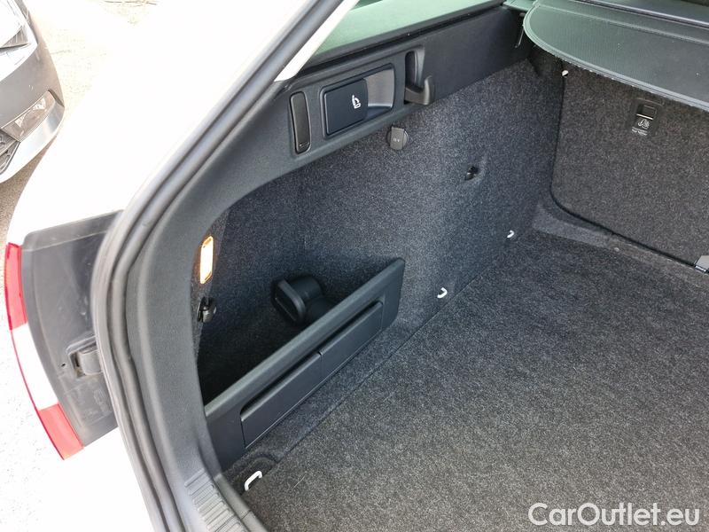  Skoda  Octavia  Combi (NX3)(2020)  Com 1.6TDI 85 Ambition #20