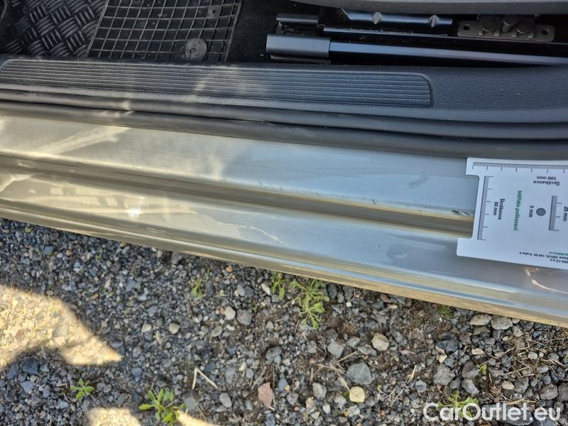  Volkswagen  Golf  VII Variant  (BV5)(2017->) Var 1.0TSI 85 Marat.Edit. #2