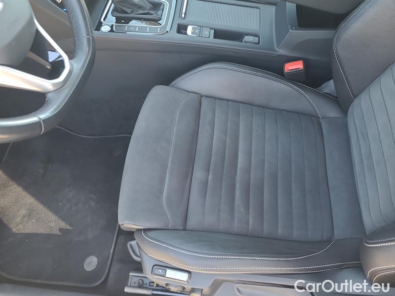  Volkswagen  Passat  Variant (CB5) (2019) Pas.Var.2.0TDI 110 Elegance AT #3
