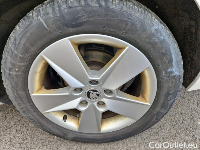  Skoda  Octavia  Combi (NX3)(2020)  Com 1.6TDI 85 Ambition #4