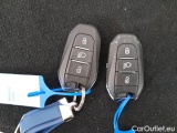  Peugeot  3008 PEUGEOT  / 2020 / 5P / SUV BLUEHDI 130 EAT8 SeS ALLURE #104