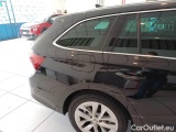  Skoda  Octavia SKODA  WAGON / 2020 / 5P / STATION WAGON 2.0 TDI EVO 110KW STYLE DSG #46