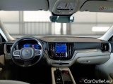  Volvo  XC60 VOLVO  / 2021 / 5P / SUV T6 PLUG-IN AWD AUTO CORE #3