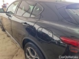  Alfa Romeo   STELVIO ALFA ROMEO / 2017 / 5P / SUV 2.2 TD 190 CV SPRINT AT8 Q4 #54