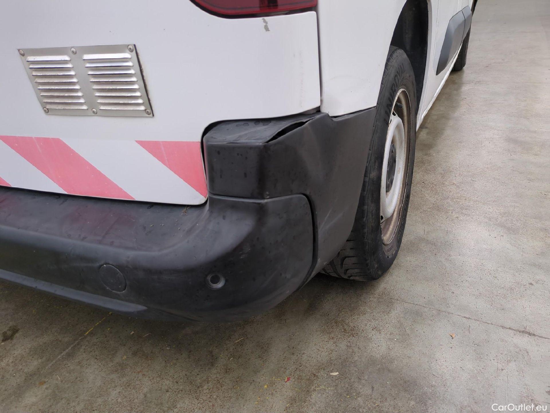  Citroen  Berlingo  Fourgon Club M 650 1.5 BlueHDi 75CV BVM5 E6dT #40
