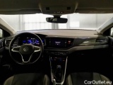  Volkswagen  Polo VOLKSWAGEN  / 2021 / 5P / BERLINA 1.0 TSI LIFE #3