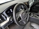  Volvo  XC60 VOLVO  / 2021 / 5P / SUV B4 D AWD AUTOMATICO PLUS DARK #95