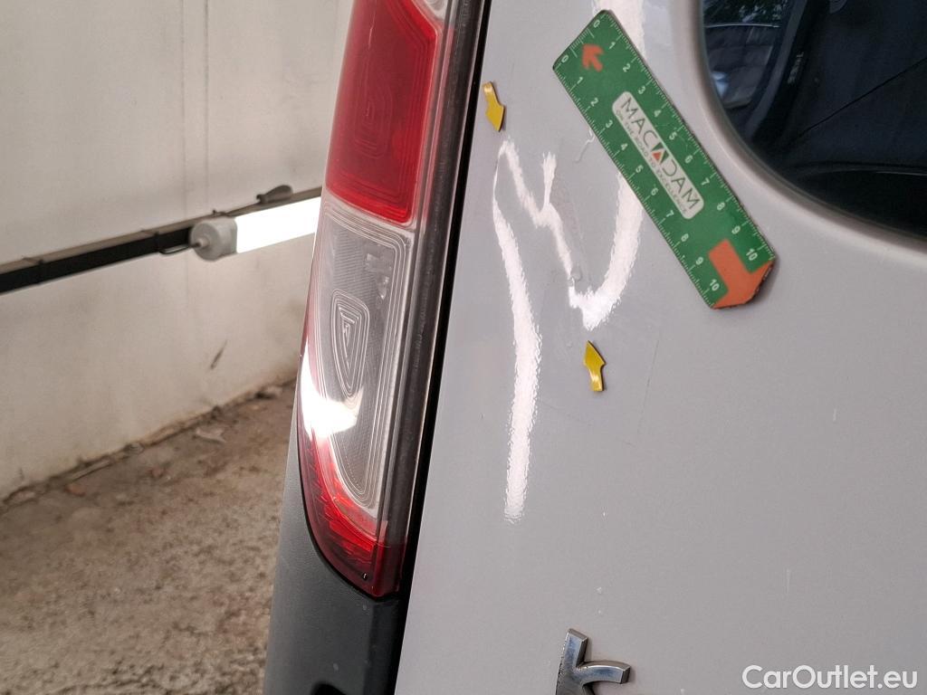  Renault  Kangoo  Express Maxi Confort - Cab. Appr. 1.5 dCi 90CV BVM5 E6 #17