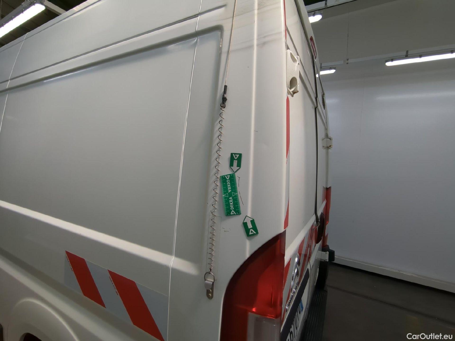  Citroen  Jumper CITROEN  VU 4p Fourgon 35 L2H2 BlueHDi 130 BVM6 Club #13