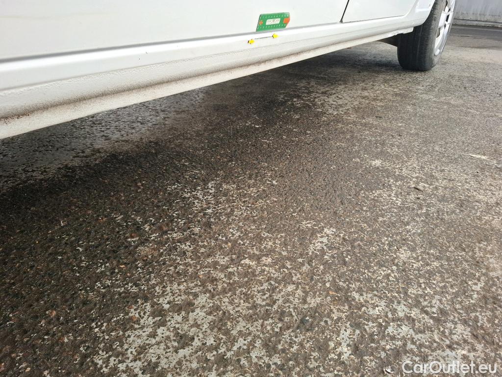  Renault  Kangoo  Express Maxi Confort - Cab. Appr. 1.5 dCi 90CV BVM5 E6 #42