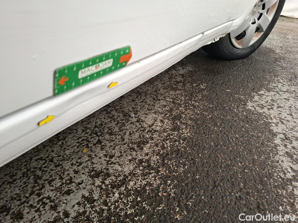  Renault  Kangoo  Express Maxi Confort - Cab. Appr. 1.5 dCi 90CV BVM5 E6 #22