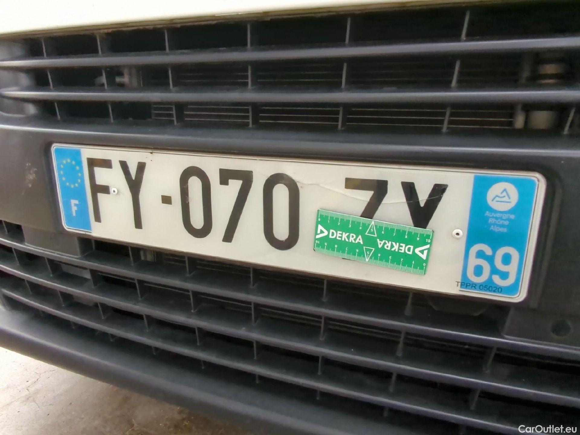  Peugeot  Expert  Fourgon Asphalt Standard 1.5 HDi 120CV BVM6 E6dT #17