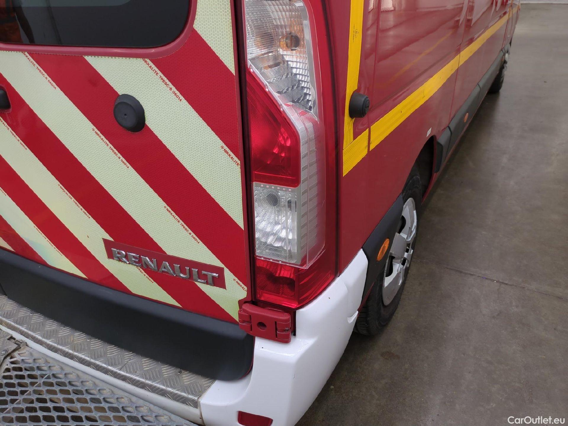  Renault  Master RENAULT  T35 VU 4p Fourgon Nouveau Fourgon Traction Grand Confort F3500 L3H3 #46