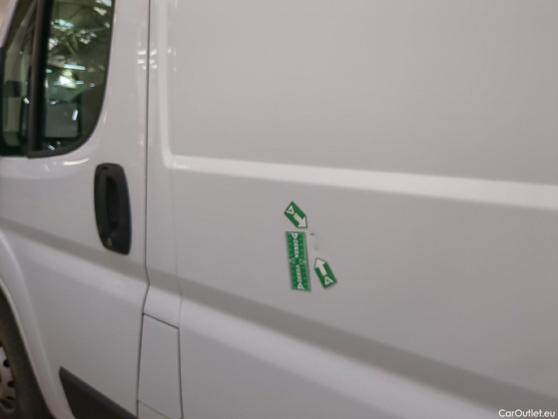  Fiat  Ducato FIAT  / 2014 / 4P / Fourgon tôlé 2.3 Multijet 120 3.0 M H2 Business #24