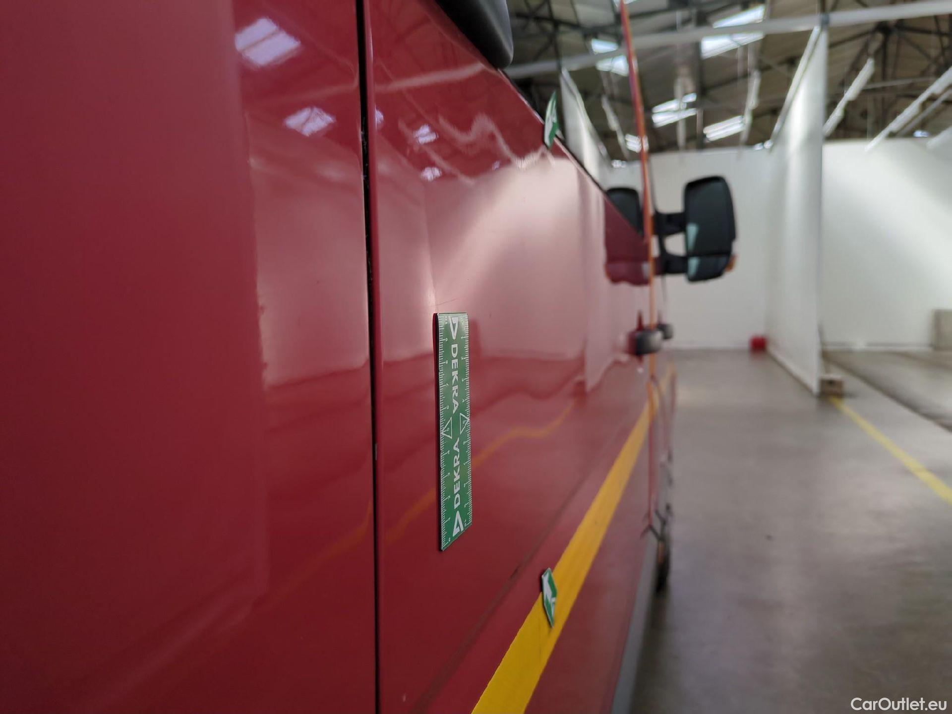  Renault  Master RENAULT  T35 VU 4p Fourgon Nouveau Fourgon Traction Grand Confort F3500 L3H3 #54