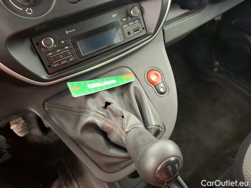  Renault  Kangoo  Express Maxi Confort - Cab. Appr. 1.5 dCi 90CV BVM5 E6 #37