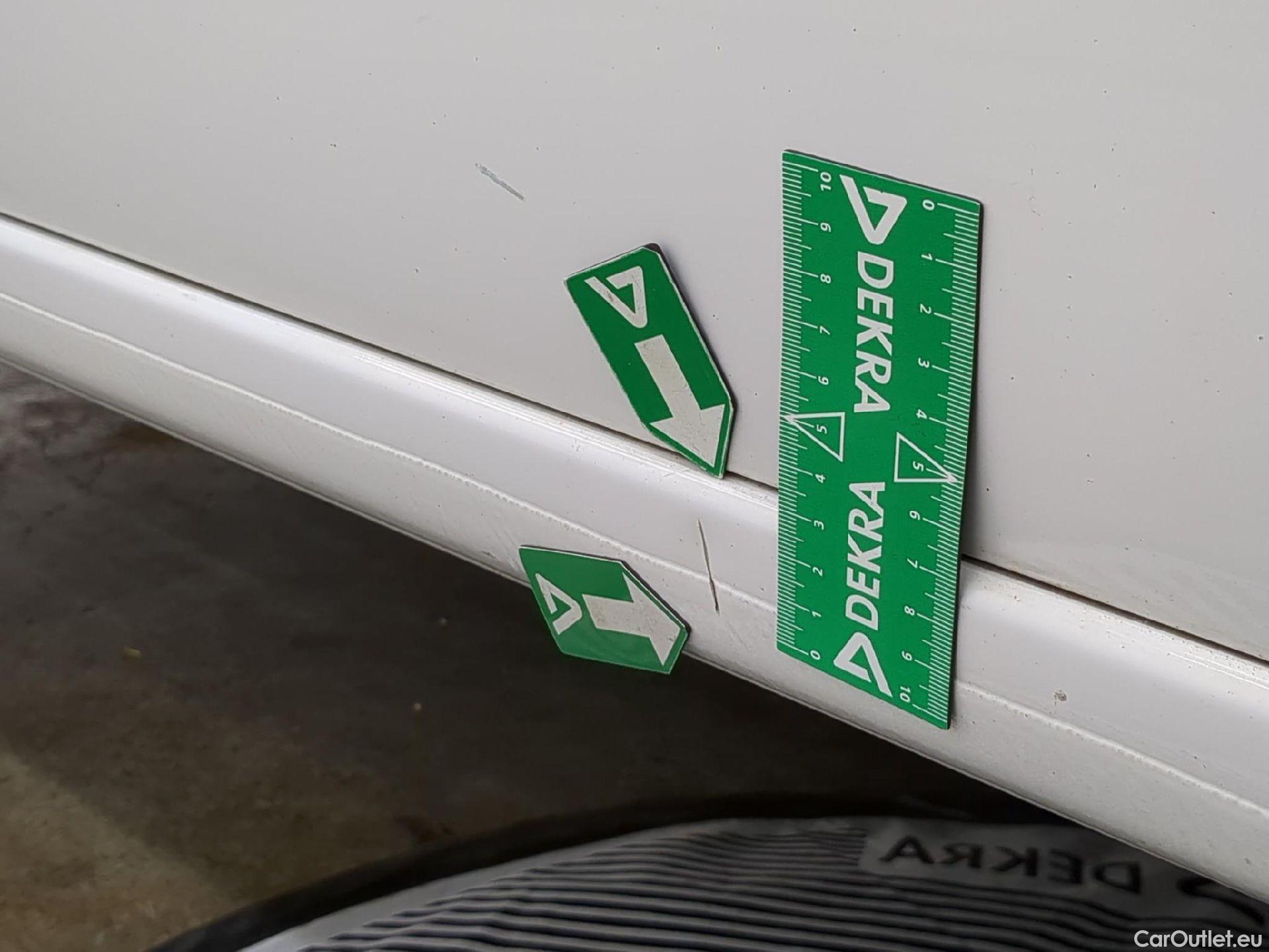  Toyota  Proace  City / 2019 / 4P / Fourgonnette 1.5 Medium 100 D-4D Business
 #41