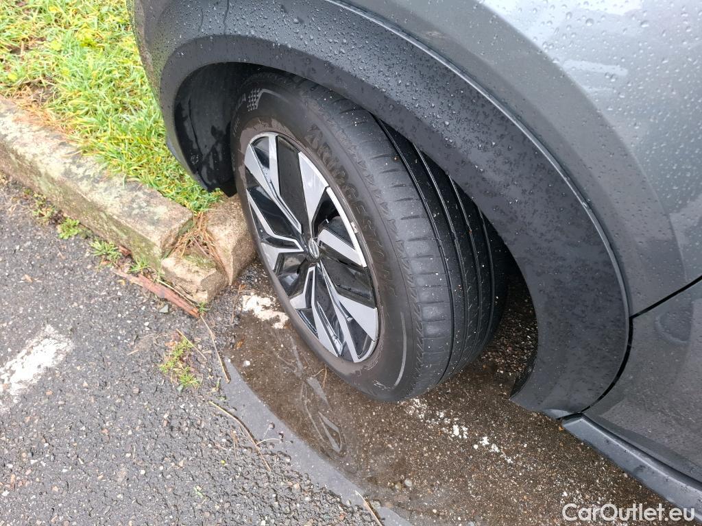  Nissan  Juke NISSAN  / 2019 / 5P / Crossover DIG-T 114 BVM6 Business Edition #6