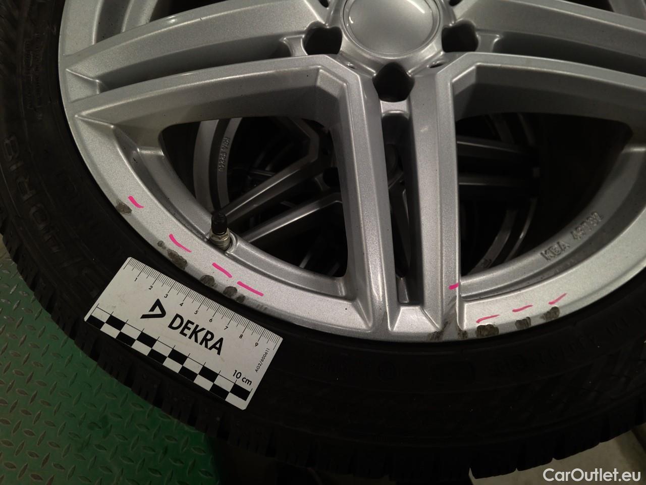  Mercedes  C-Klasse C 300e T Aut #3