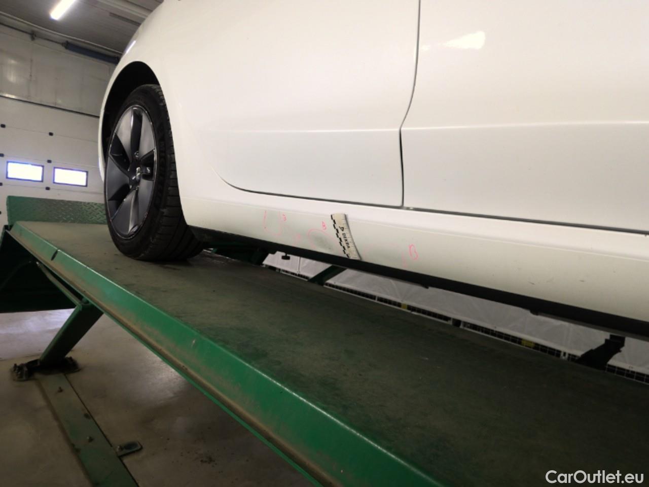  Tesla  Model 3  RWD #3