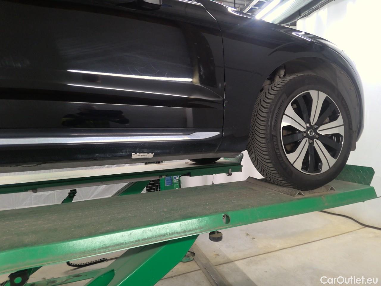  Volvo  XC60  T6 350 Co.Ed.Rec. AWD Aut #3