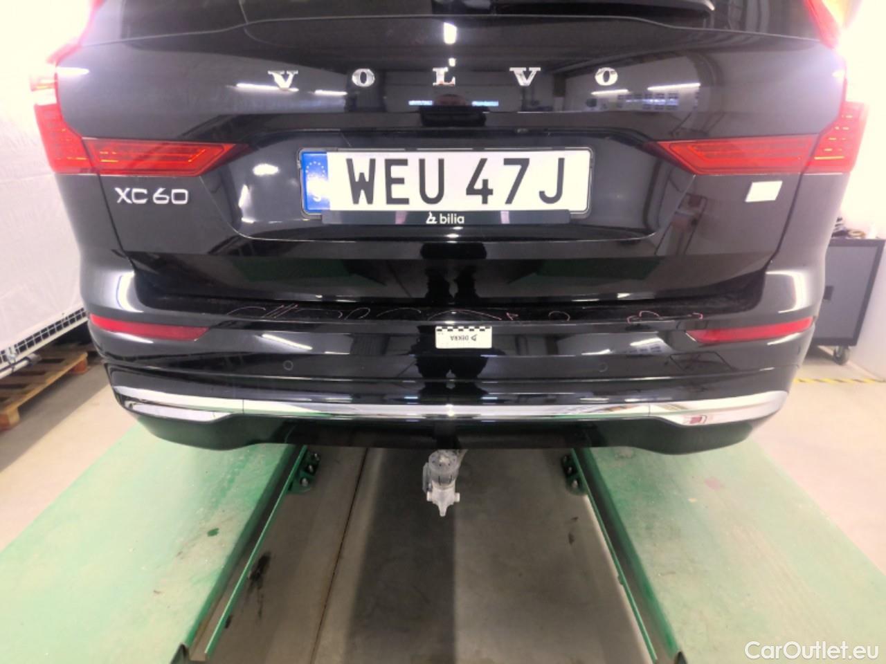  Volvo  XC60  T6 350 Co.Ed.Rec. AWD Aut #14