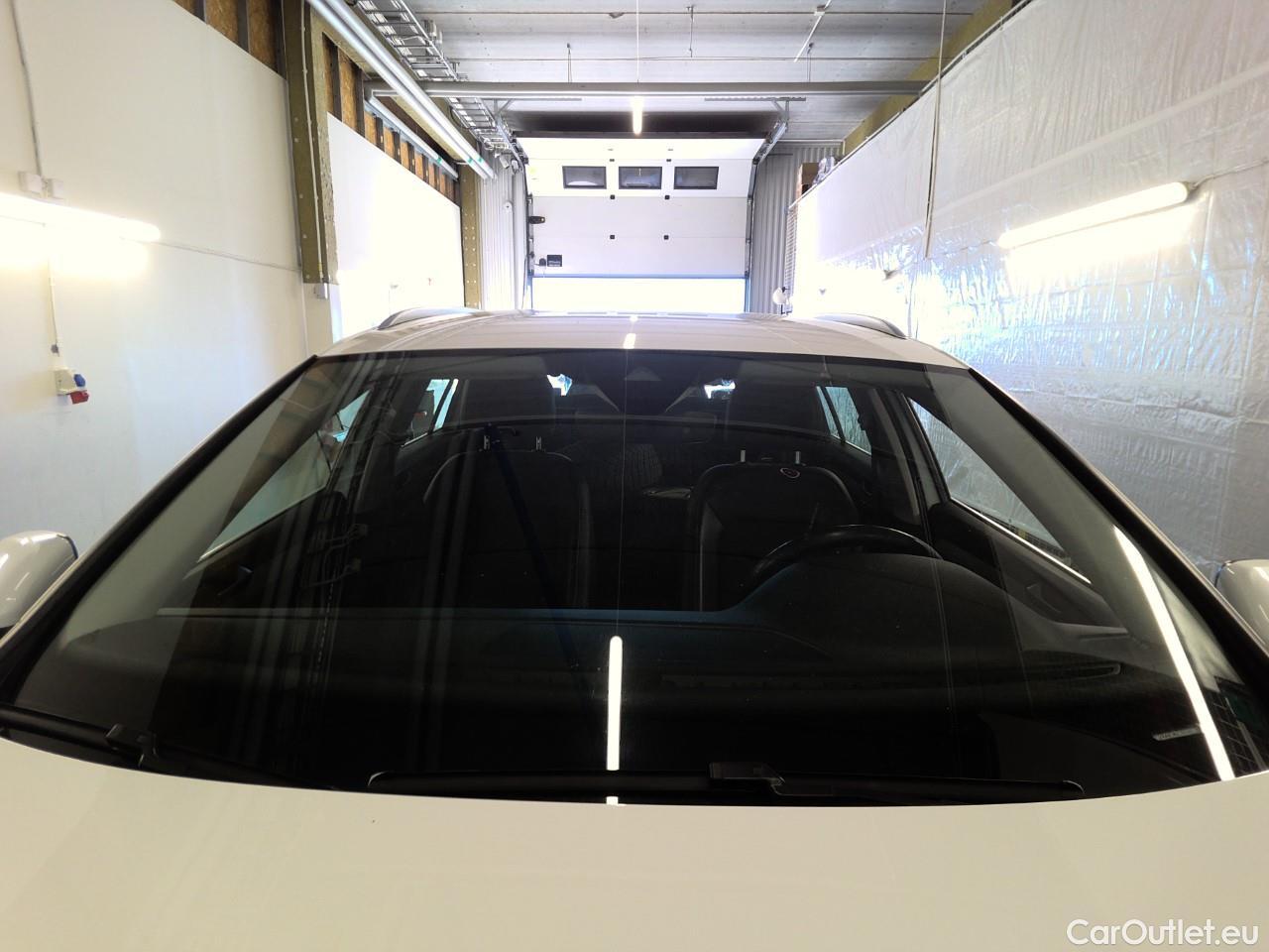  Volkswagen  Passat  Sp.Combi GTE #12