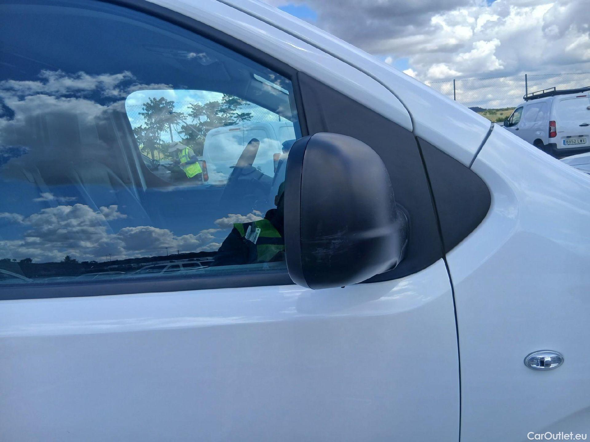  Toyota  Proace TOYOTA  / 2020 / 4P / furgón 1.5D 120CV GX 1PL 2PT L1 #47