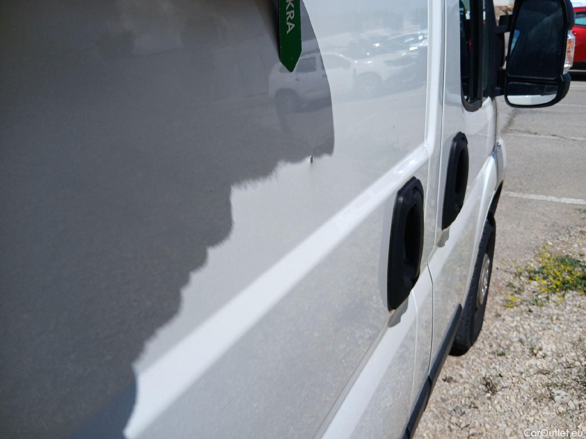  Peugeot  Boxer PEUGEOT  / 2014 / 4P / furgón Pack 335 L2 H2 BHDI 103kW (140CV) S&S #13