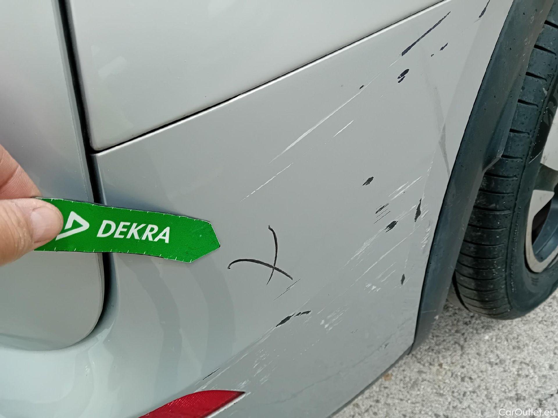  DS  DS7 DS DS 7 Crossback BlueHDi DE 96kW 130 CV Auto. Bastille #21