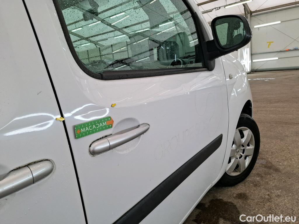  Renault  Kangoo  Zen 1.5 dCi 90CV BVM5 E6 #9