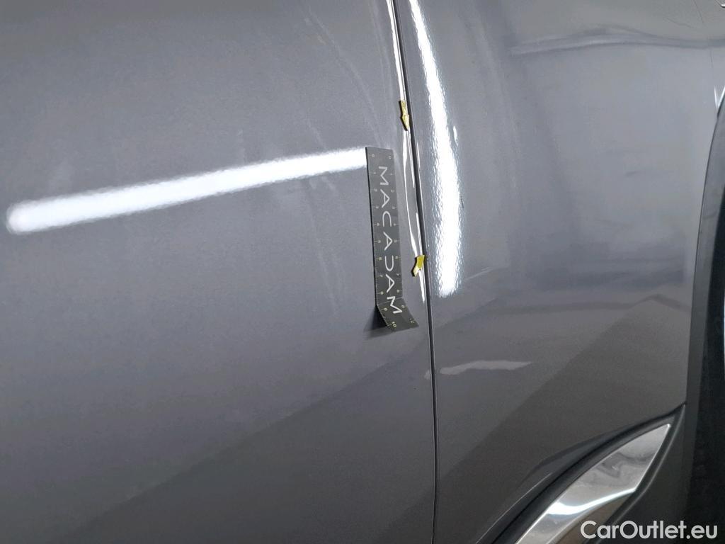  Peugeot  3008 PEUGEOT  / 2020 / 5P / SUV 1.6 HYBRID 225 E-EAT8 GT #8