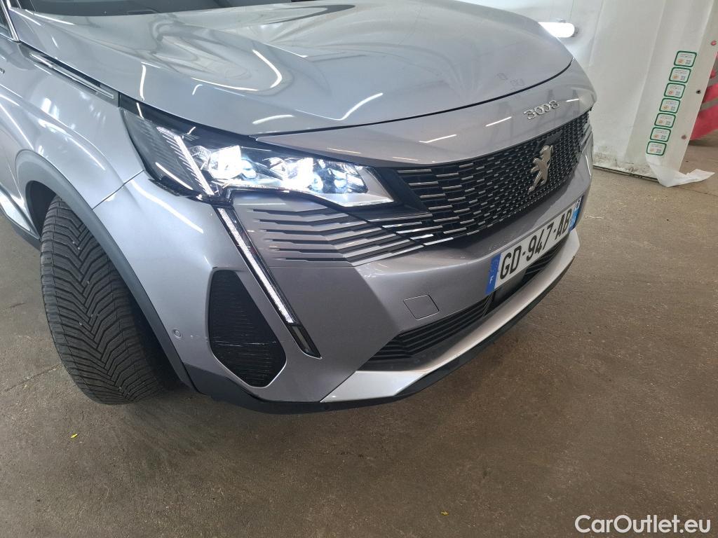  Peugeot  3008 PEUGEOT  / 2020 / 5P / SUV 1.6 HYBRID 225 E-EAT8 GT #21