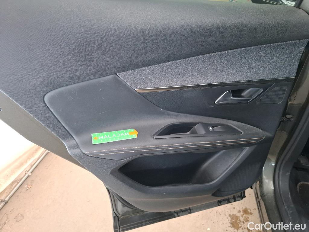  Peugeot  3008  GT Line 1.2 PureTech 130CV BVA8 E6d #24