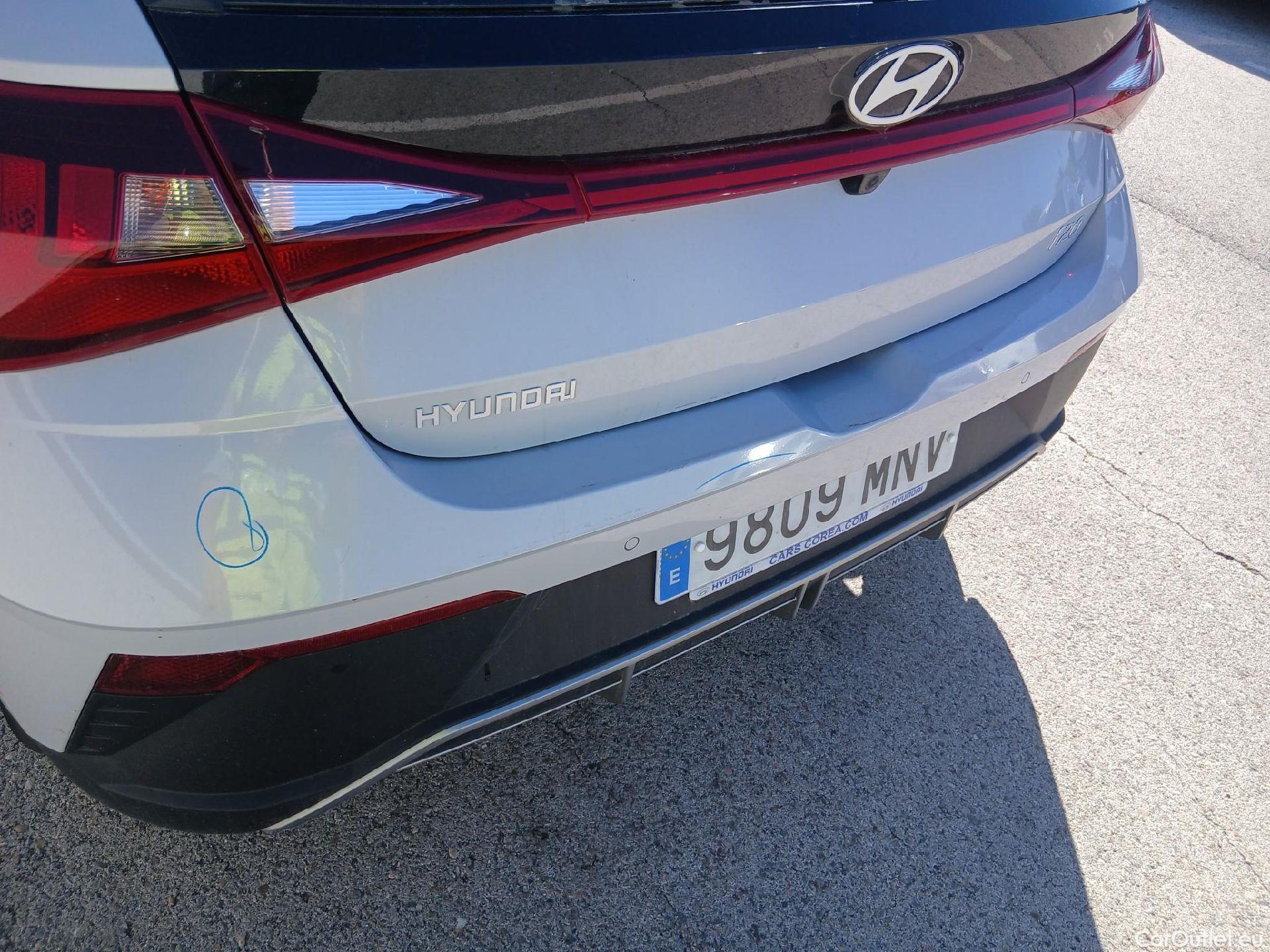  Hyundai  i20 HYUNDAI  1.2 MPI Klass 85 CV #16