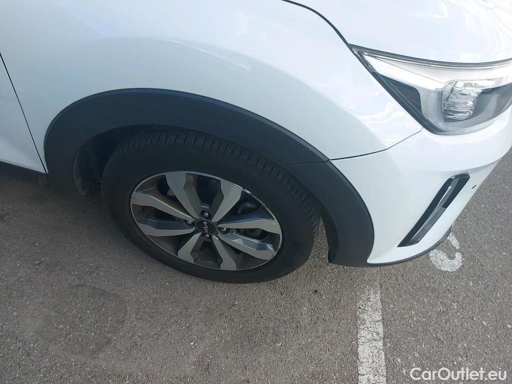  KIA  STONIC KIA  1.0 T-GDi 100 CV MHEV iMT Drive #12