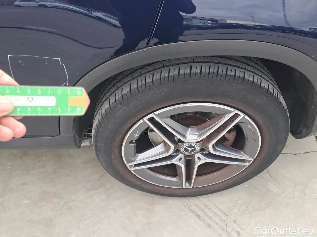  Mercedes  G-Klasee MERCEDES-BENZ Clase GLC / 2019 / 5P / todoterreno GLC 300 e 4MATIC #3