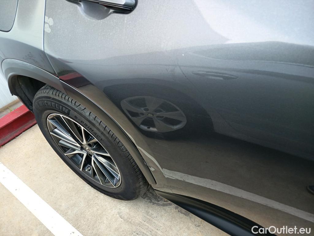  Lexus  NX LEXUS  450h+ Executive 4WD 306 CV #23