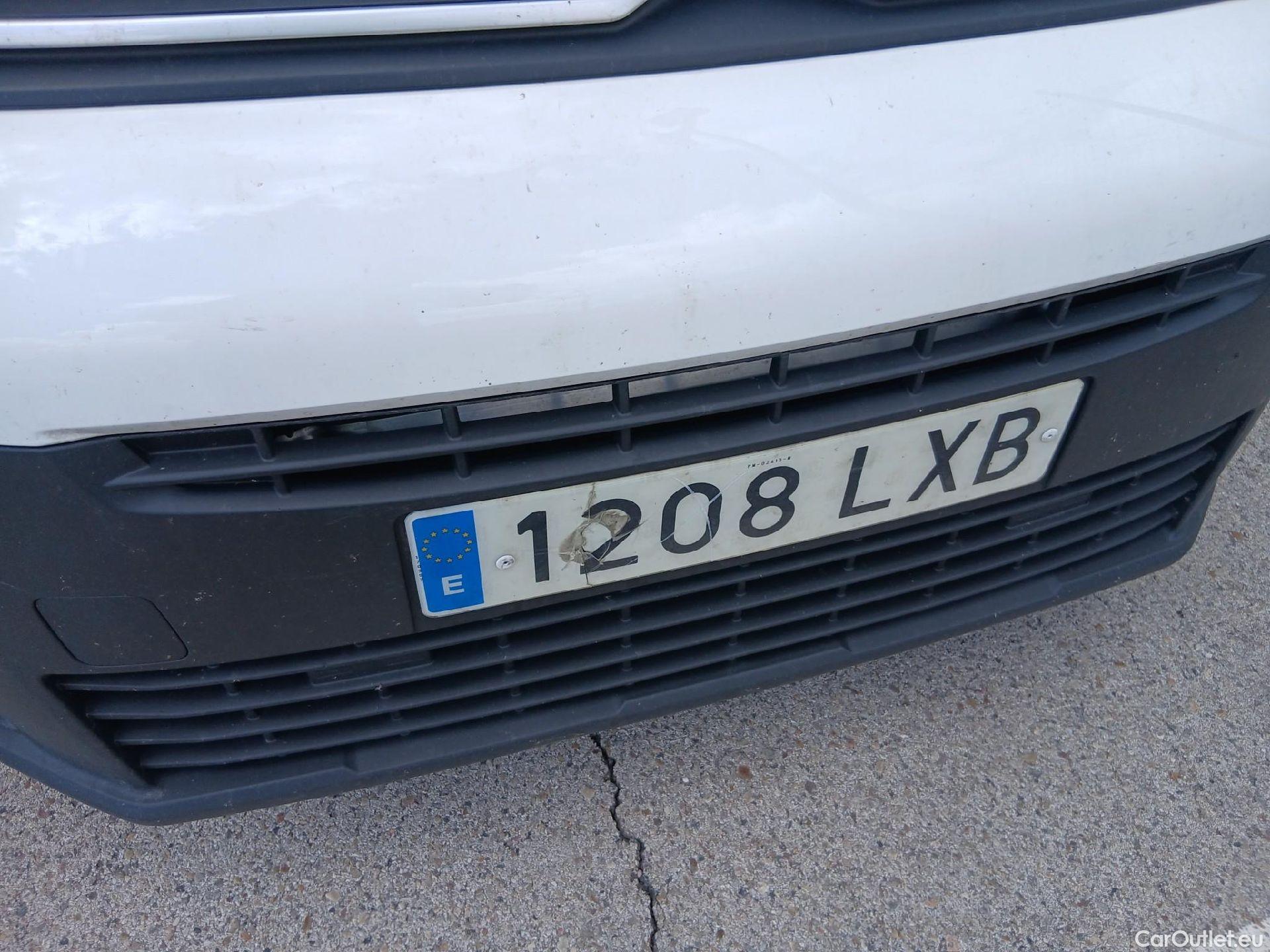  Citroen  Berlingo CITROEN  / 2018 / 3P / furgón derivado de turismo Talla M BlueHDi 100 CONTROL (AC2) #7