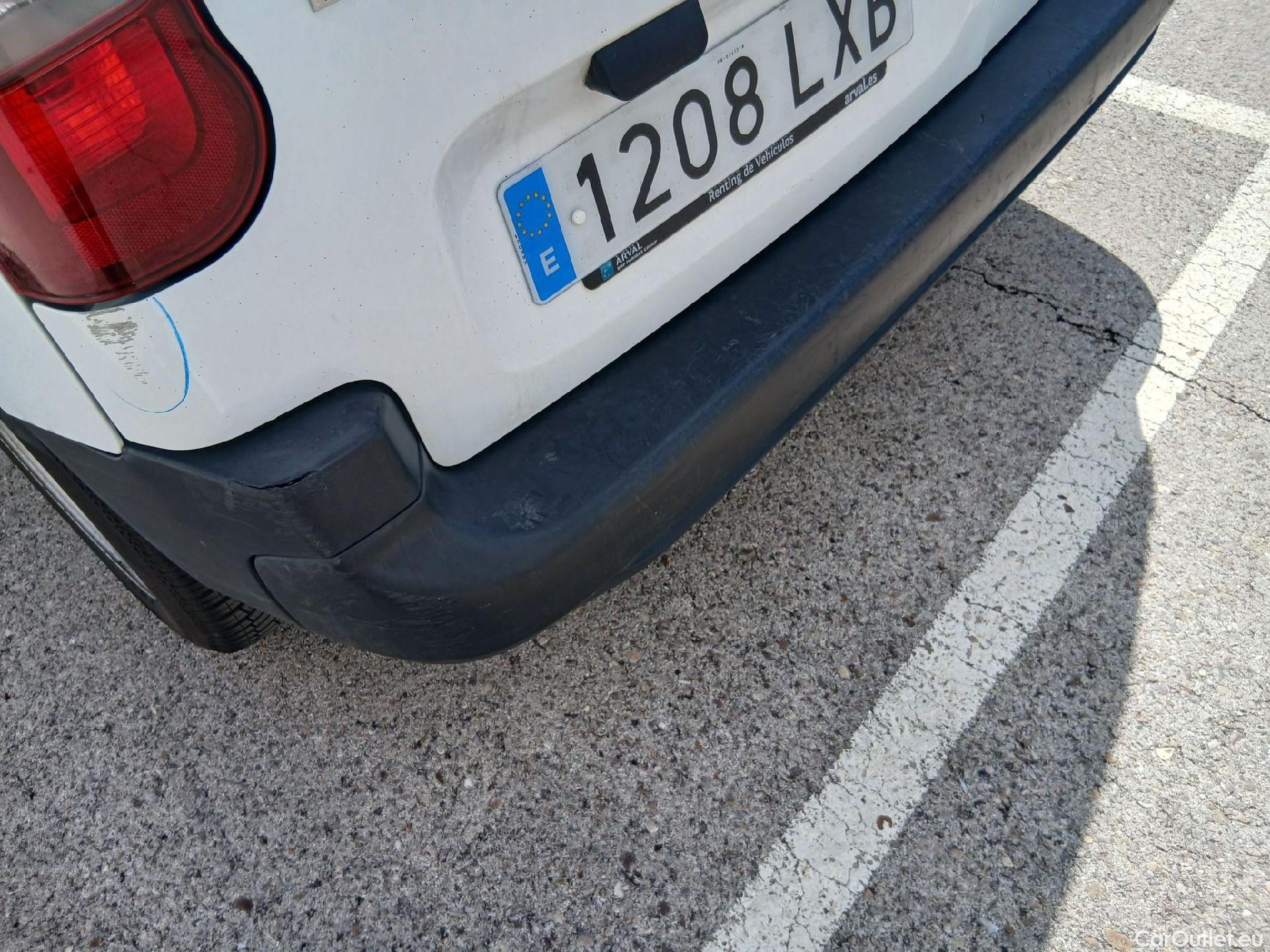  Citroen  Berlingo CITROEN  / 2018 / 3P / furgón derivado de turismo Talla M BlueHDi 100 CONTROL (AC2) #22