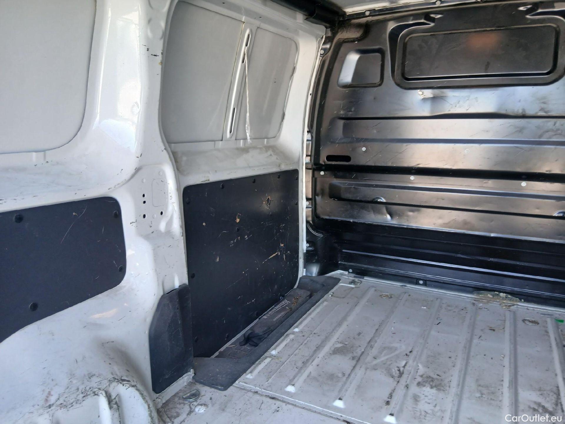  Fiat  Scudo FIAT  / 2021 / 4P / furgón Furgón L2 120cv MT6 Business #8