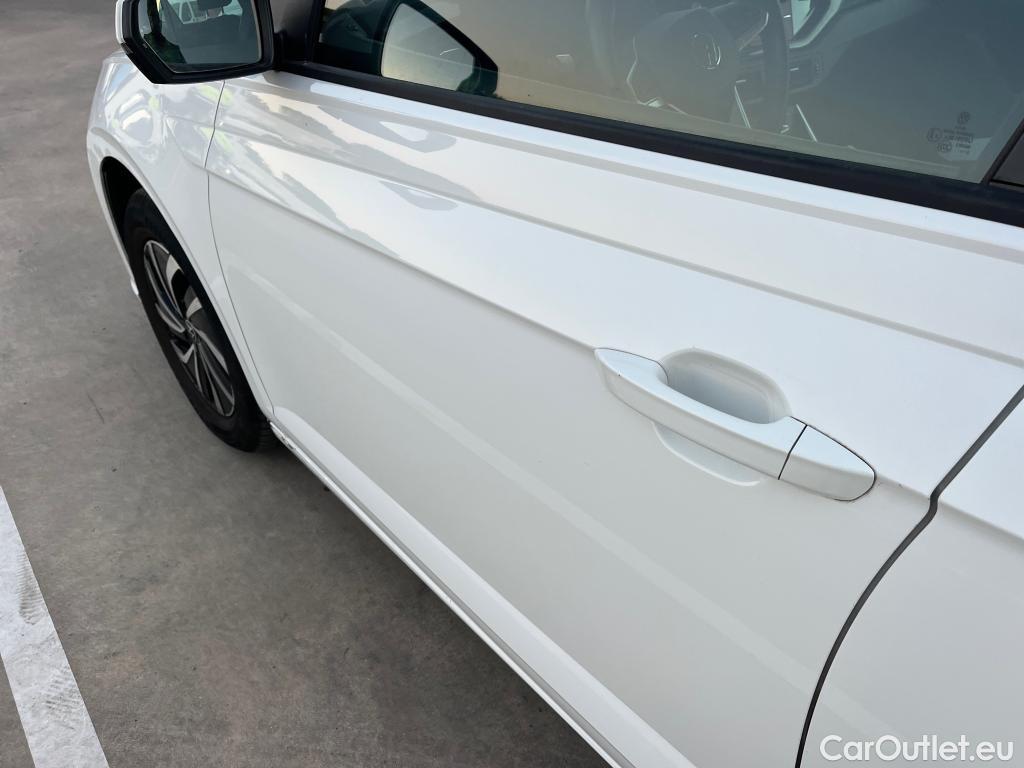 Land Rover  Discovery VOLKSWAGEN Polo / 2021 / 5P / berlina con portón Life 1.0 TSI 70kW (95CV) #5
