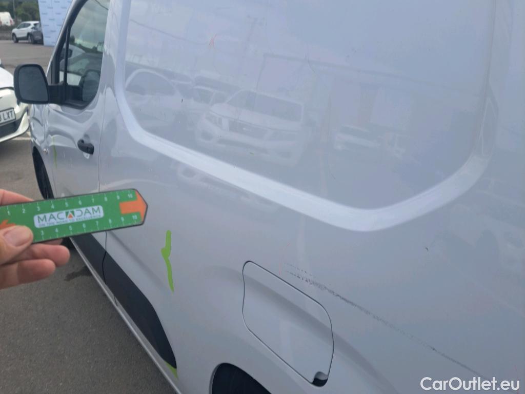  Opel  Combo OPEL  / 2018 / 3P / furgón derivado de turismo 1.5 TD 75kW (100CV) Express L H1 650kg #3