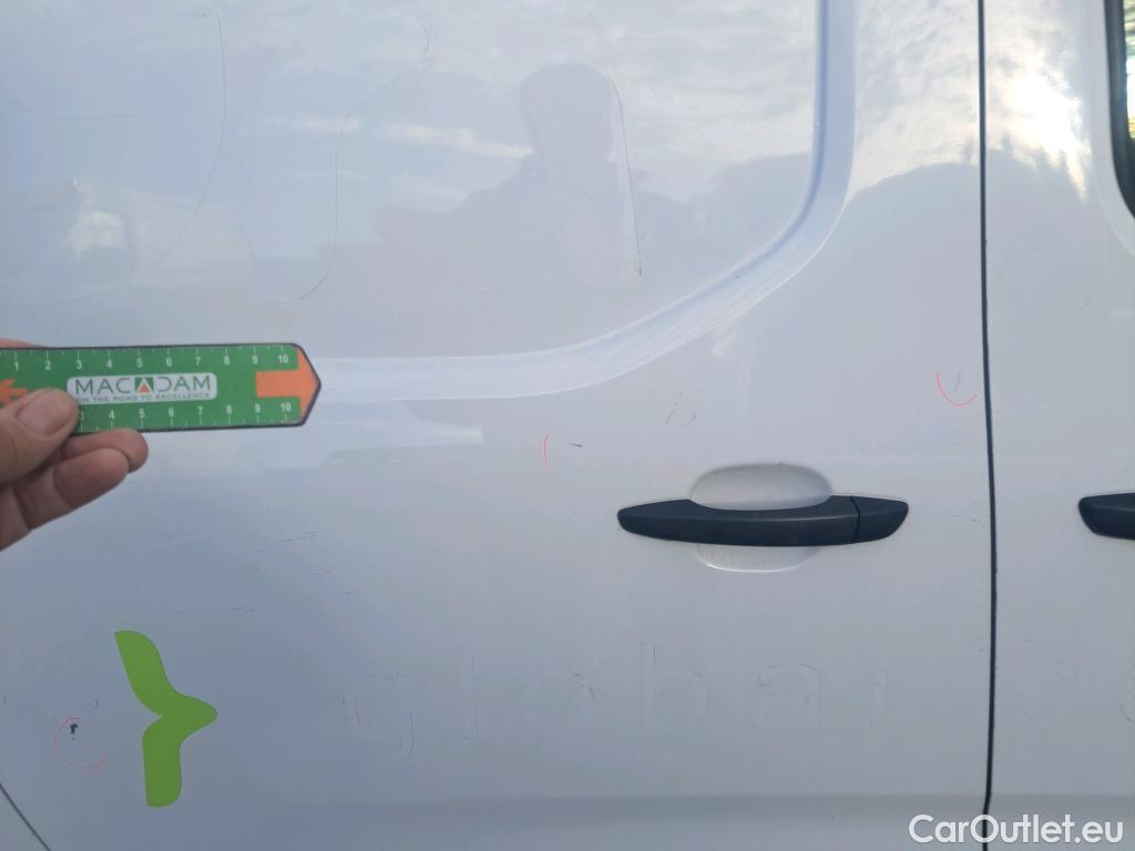  Opel  Combo OPEL  / 2018 / 3P / furgón derivado de turismo 1.5 TD 75kW (100CV) Express L H1 650kg #45